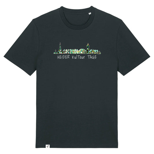 Schwarzes Unisex T-Shirt mit Rundhalsausschnitt. Auf der Brust ist das Logo der Heider KulTour Tage gedruckt. Das Logo ist eine Silhouette von Wahrzeichen des Stadt Heide wie zum Beispiel dem Wasserturm oder der St. Jürgen Kirche. Die Farbe vom T-Shirt heißt Black.