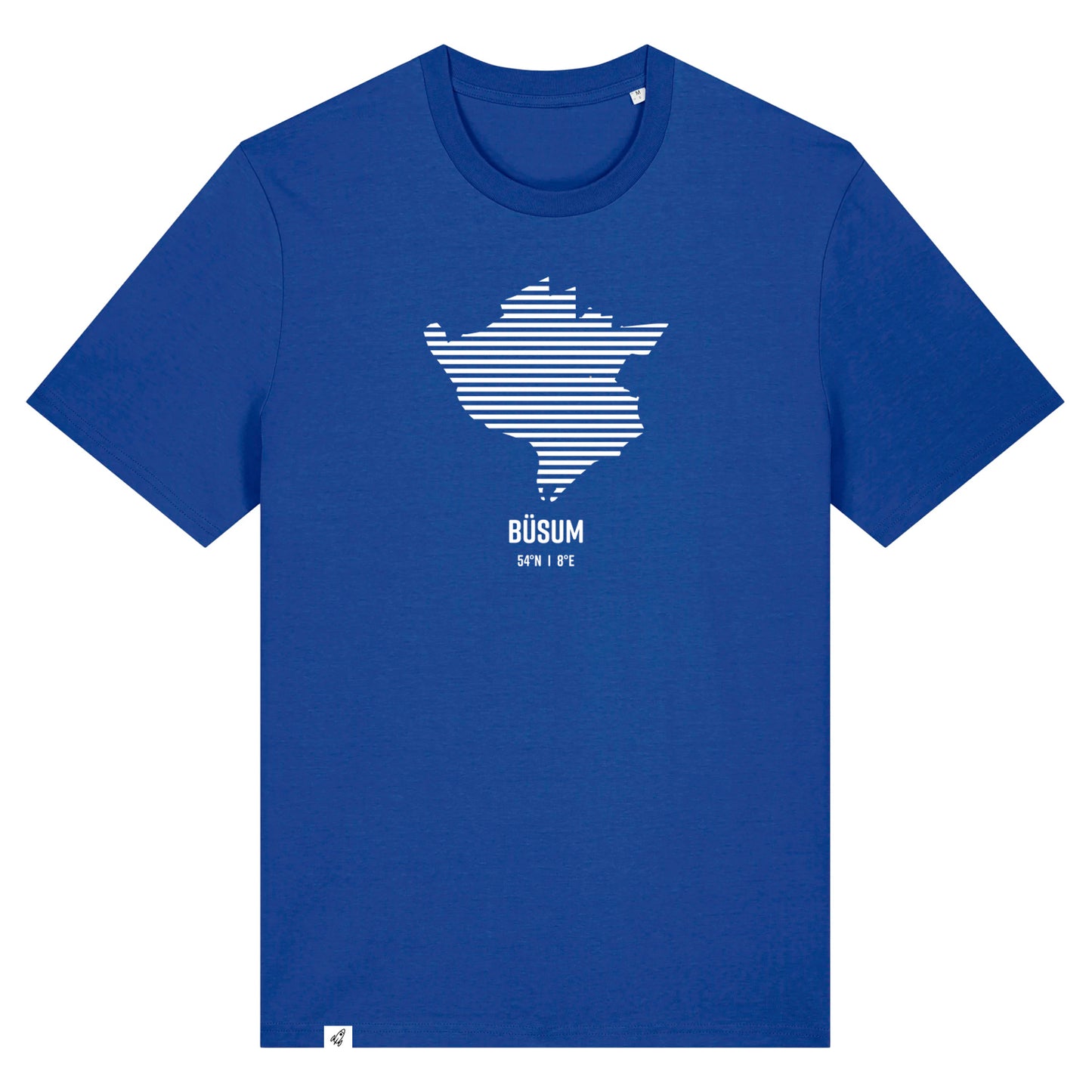Blaues Unisex T-Shirt mit Rundhalsausschnitt. Auf der Brust ist in weißen Streifen der Umriss von Büsum. Darunter steht Büsum 54° N und 8° E. Die Farbe vom T-Shirt heißt Worker Blue.