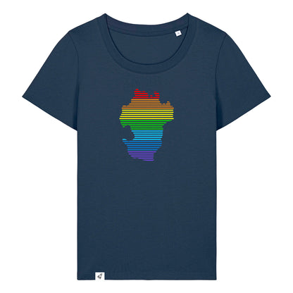 Dunkelblaues Damen T-Shirt mit dem Umriss von Dithmarschen auf der Brust mit Streifen  in den Regenbogenfarben.