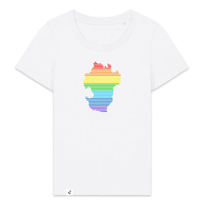 Weißes Damen T-Shirt mit dem Umriss von Dithmarschen auf der Brust mit Streifen  in den Regenbogenfarben.