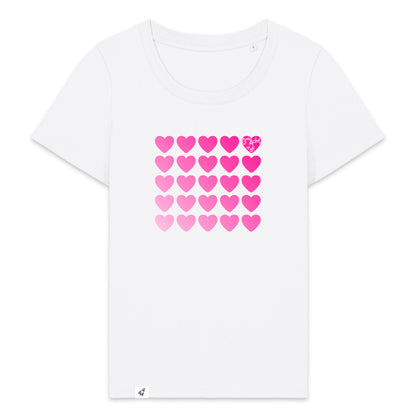 Weißes Damen T-Shirt aus der Pinktober Kollektion mit Herz Motiv.