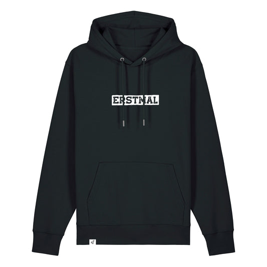 Schwarzer Hoodie mit dem Spruch Erstmal auf der Brust.