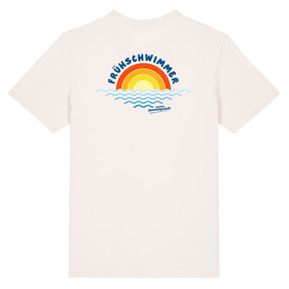 Altweißes Unisex T-Shirt mit Rundhalsausschnitt. Auf dem Rücken ist das Motiv Frühschwimmer vom Freibad Hemmingstedt zu sehen. 